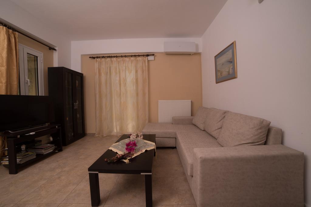 Bodikos Villas & Apartments Пицидия Экстерьер фото
